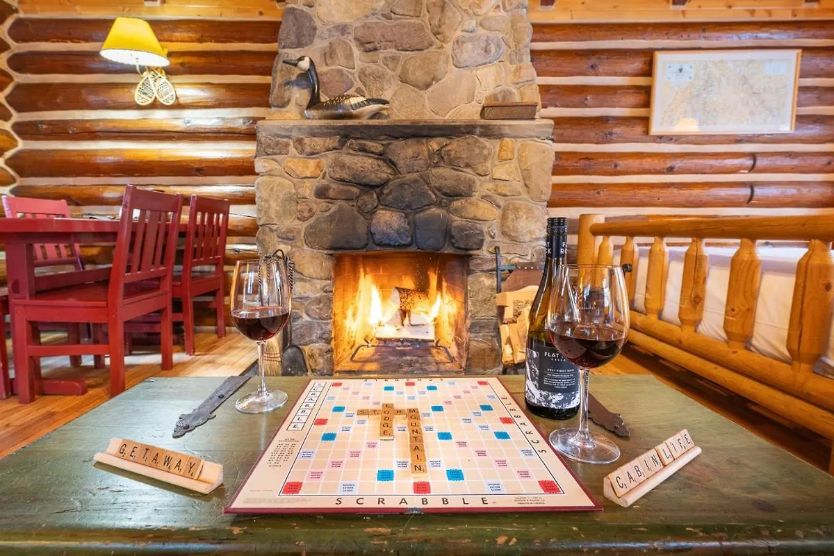 Storm Mountain Lodge & Cabins Castle Junction 0*,  Canada