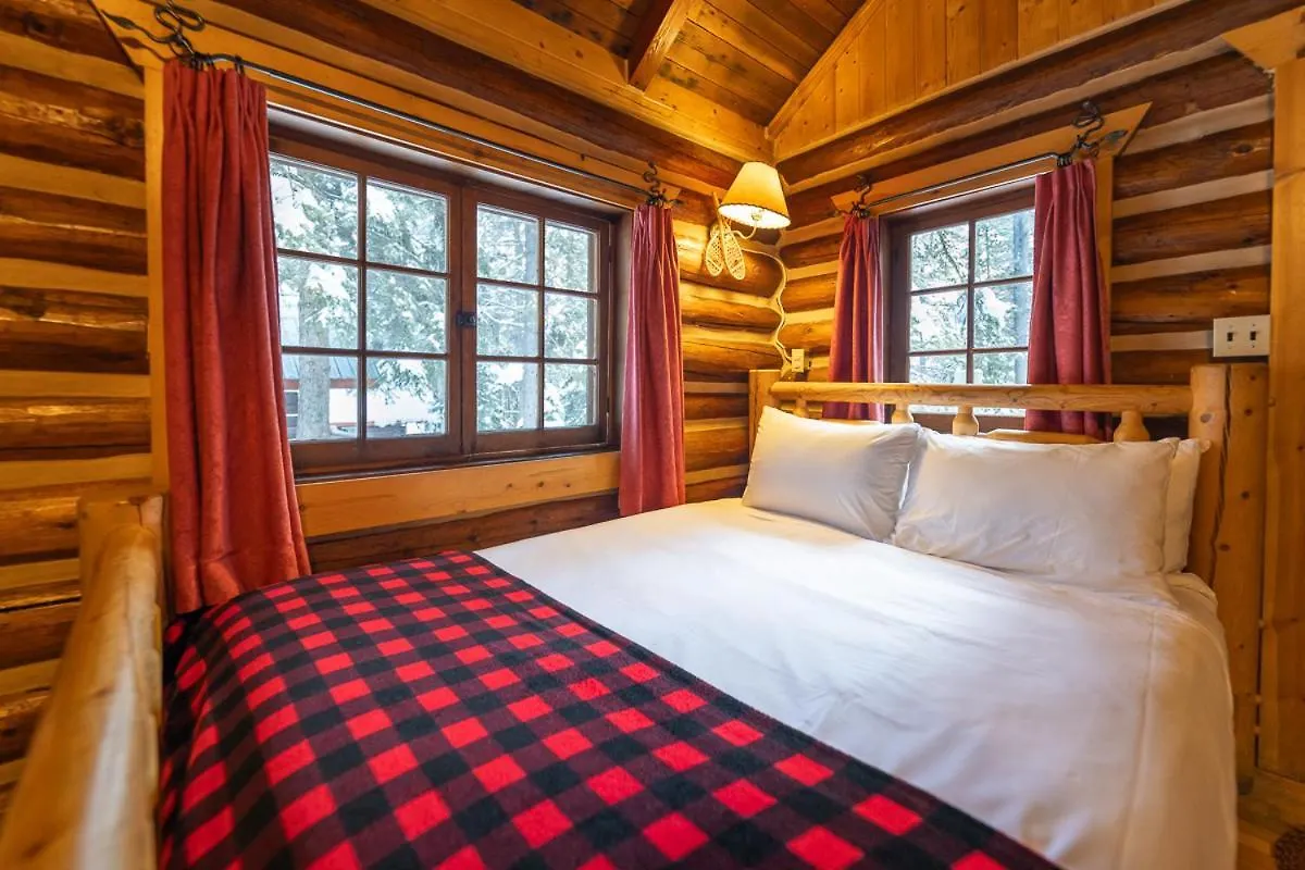 Storm Mountain Lodge & Cabins Castle Junction