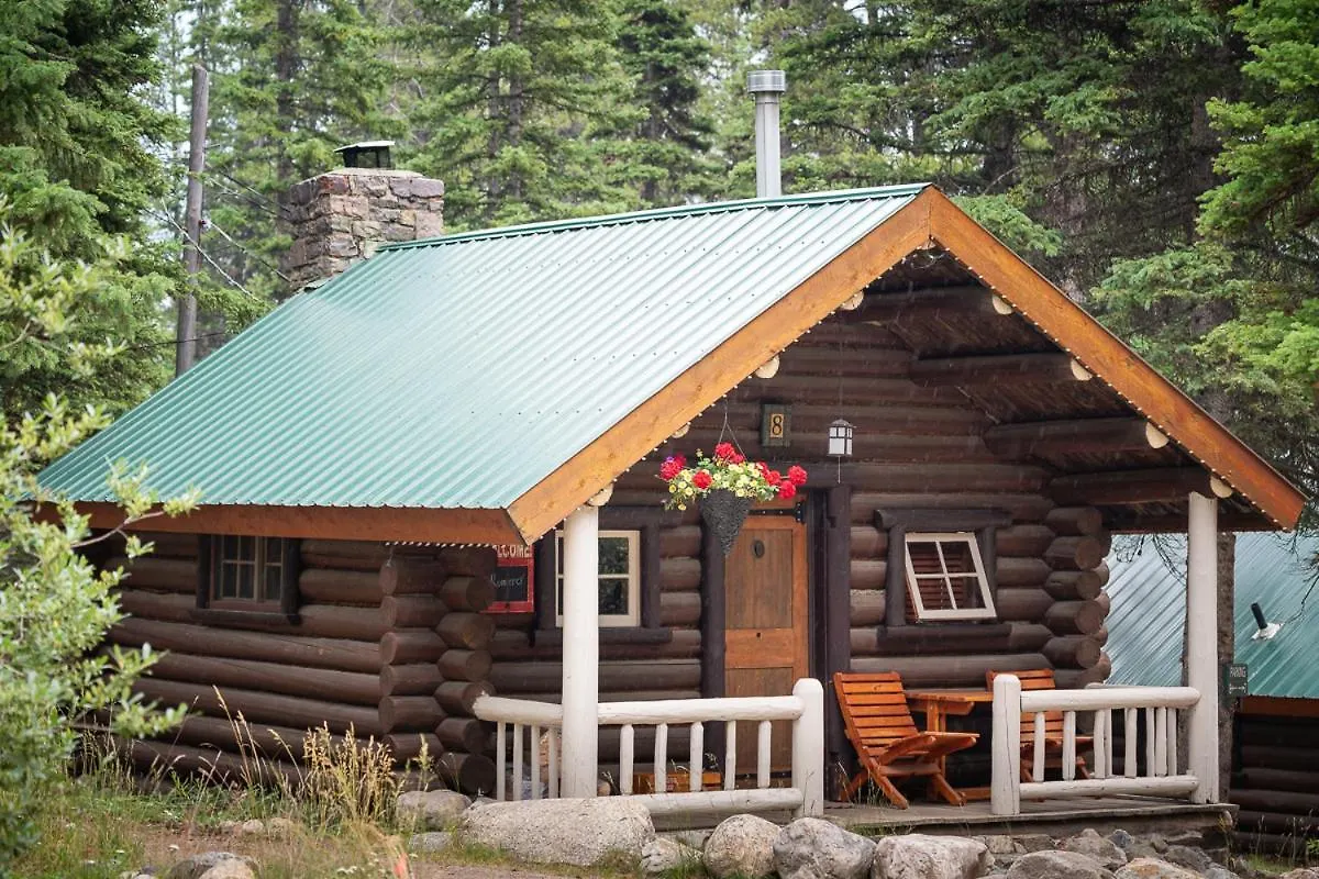 Storm Mountain Lodge & Cabins Castle Junction