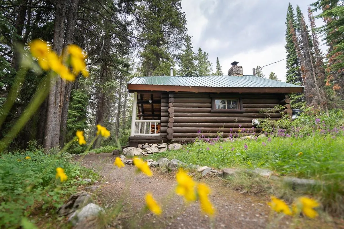 Storm Mountain Lodge & Cabins Castle Junction Hotel