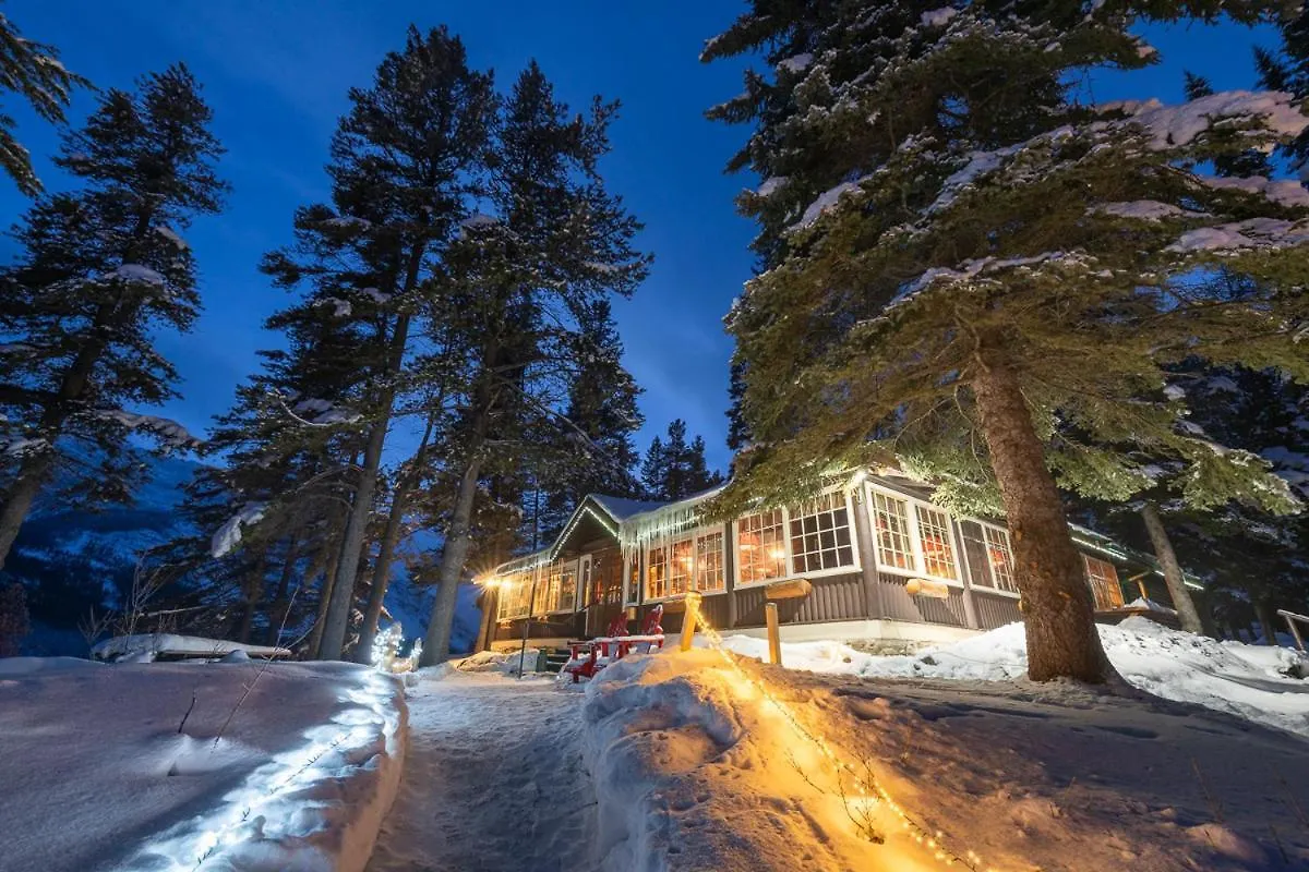 Storm Mountain Lodge & Cabins Castle Junction Canada